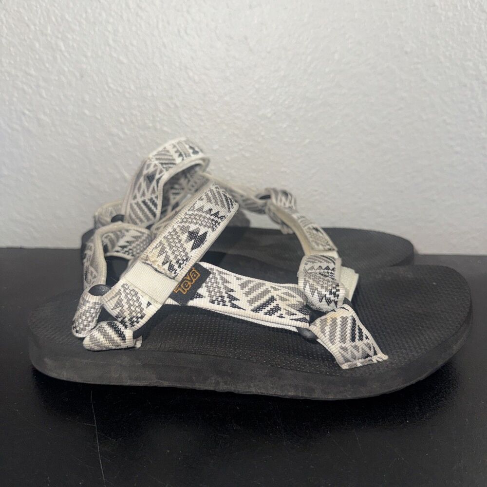 Teva Women’s Strappy Sandals Adjustable Hook & Loop Black/White Geometric 7
